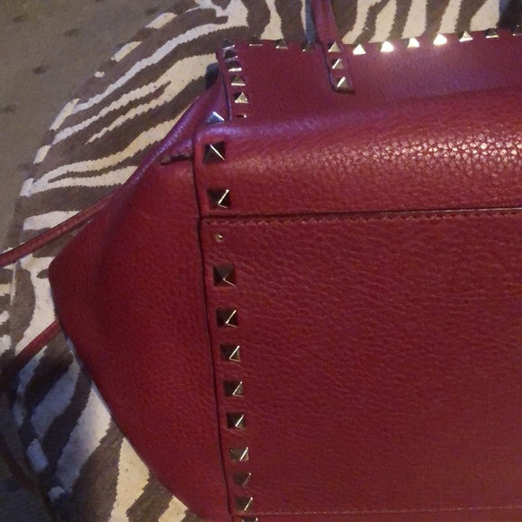 Valentino Rockstud Burgundy Bag - Picture 6 of 8